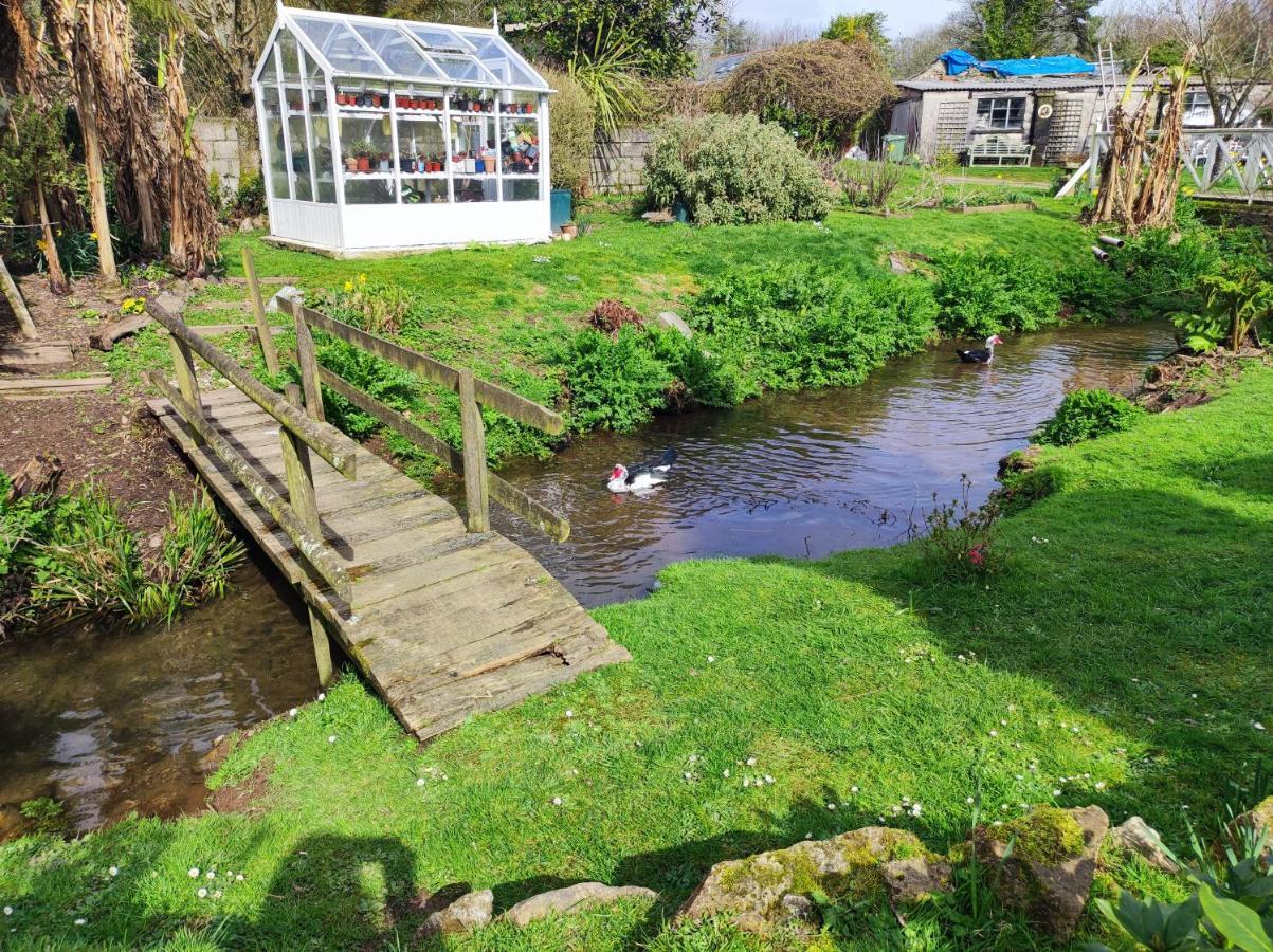 Pleasant Streams Barn Acomodação com café da manhã St Austell Exterior foto